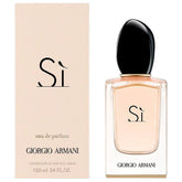 Giorgio Armani Si eau de parfum bottle and packaging on a white background